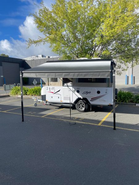 Jayco Eagle with EZI Awning